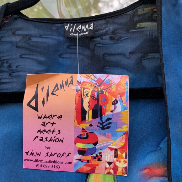 Beautiful silk kimono top - Picture 3 of 6